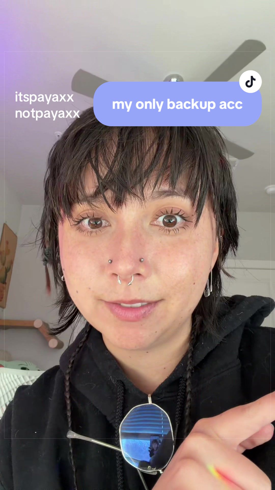 @payaxx🖤