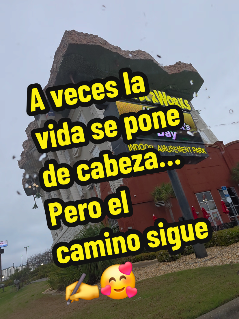 @JuliaLeon