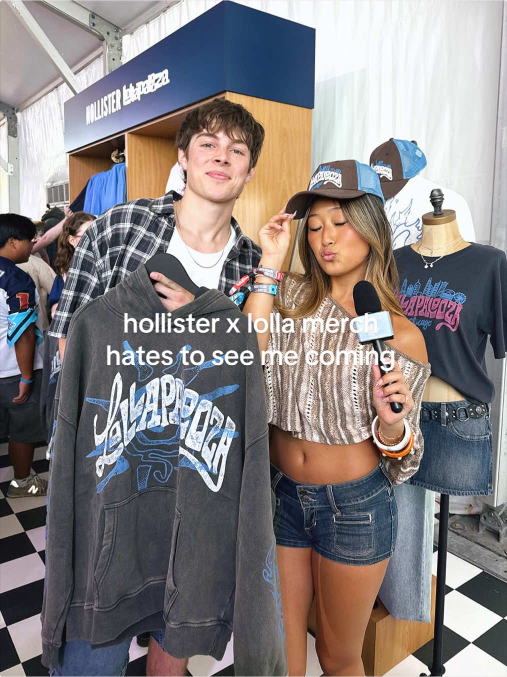 @hollister