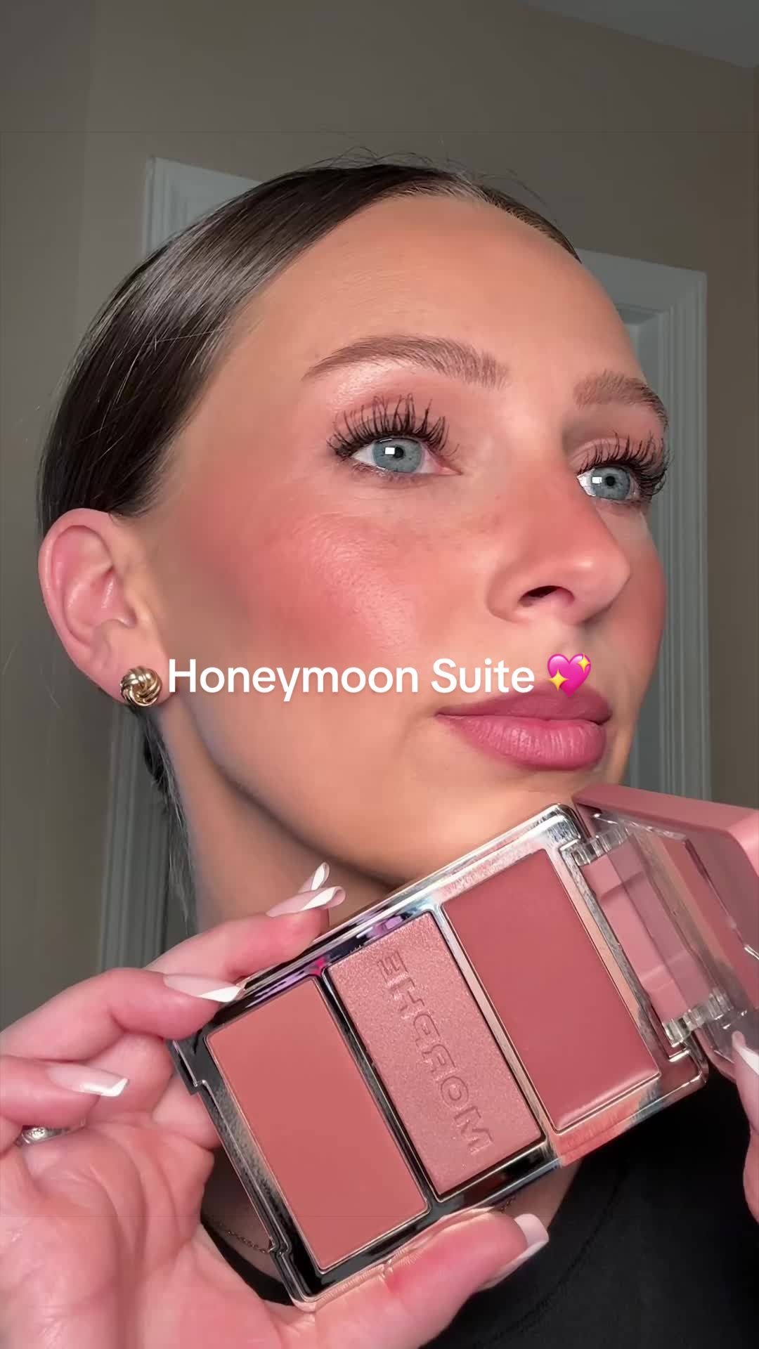 @Morphe Cosmetics