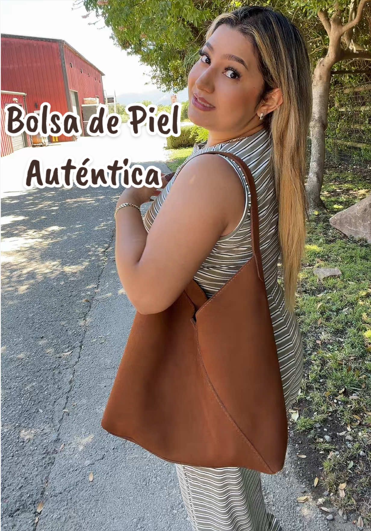 @lupithazzepeda