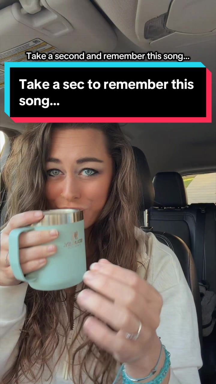 @Second Cup Sound Co. ☕️🎶🖤