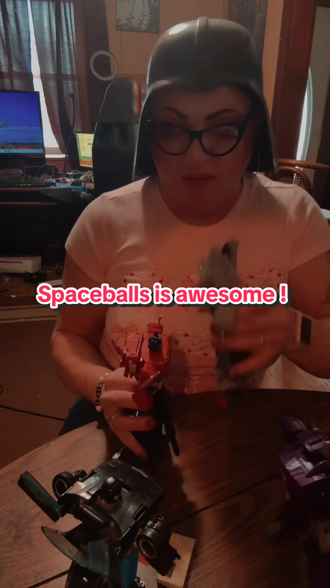 @MindyDeVil
