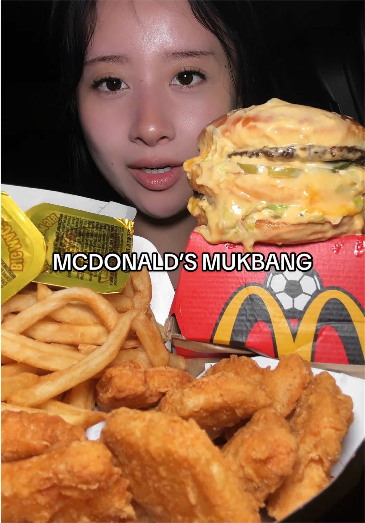 @selenaeats2much