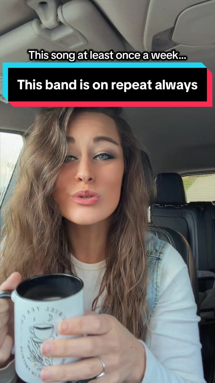 @Second Cup Sound Co. ☕️🎶🖤