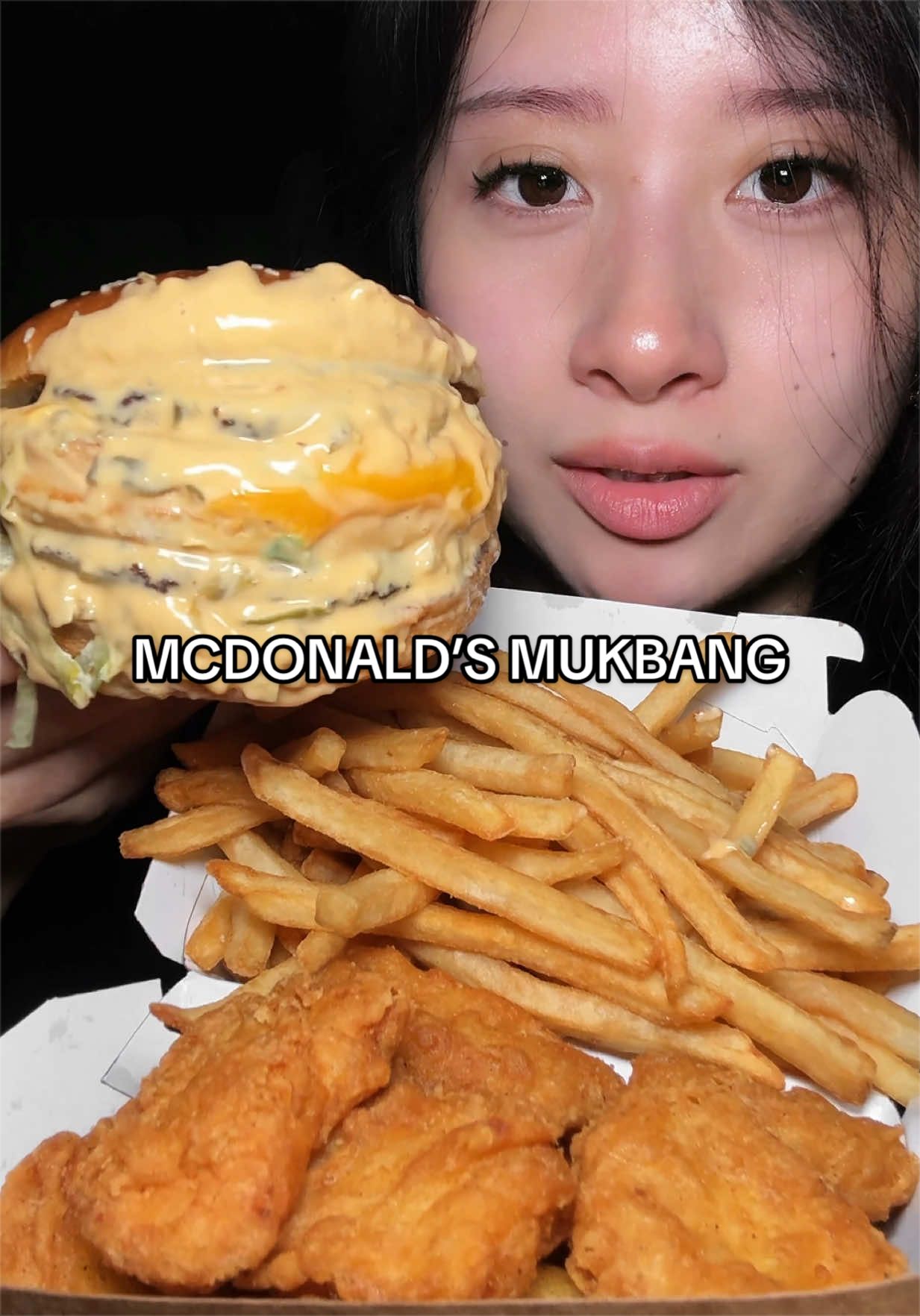 @selenaeats2much