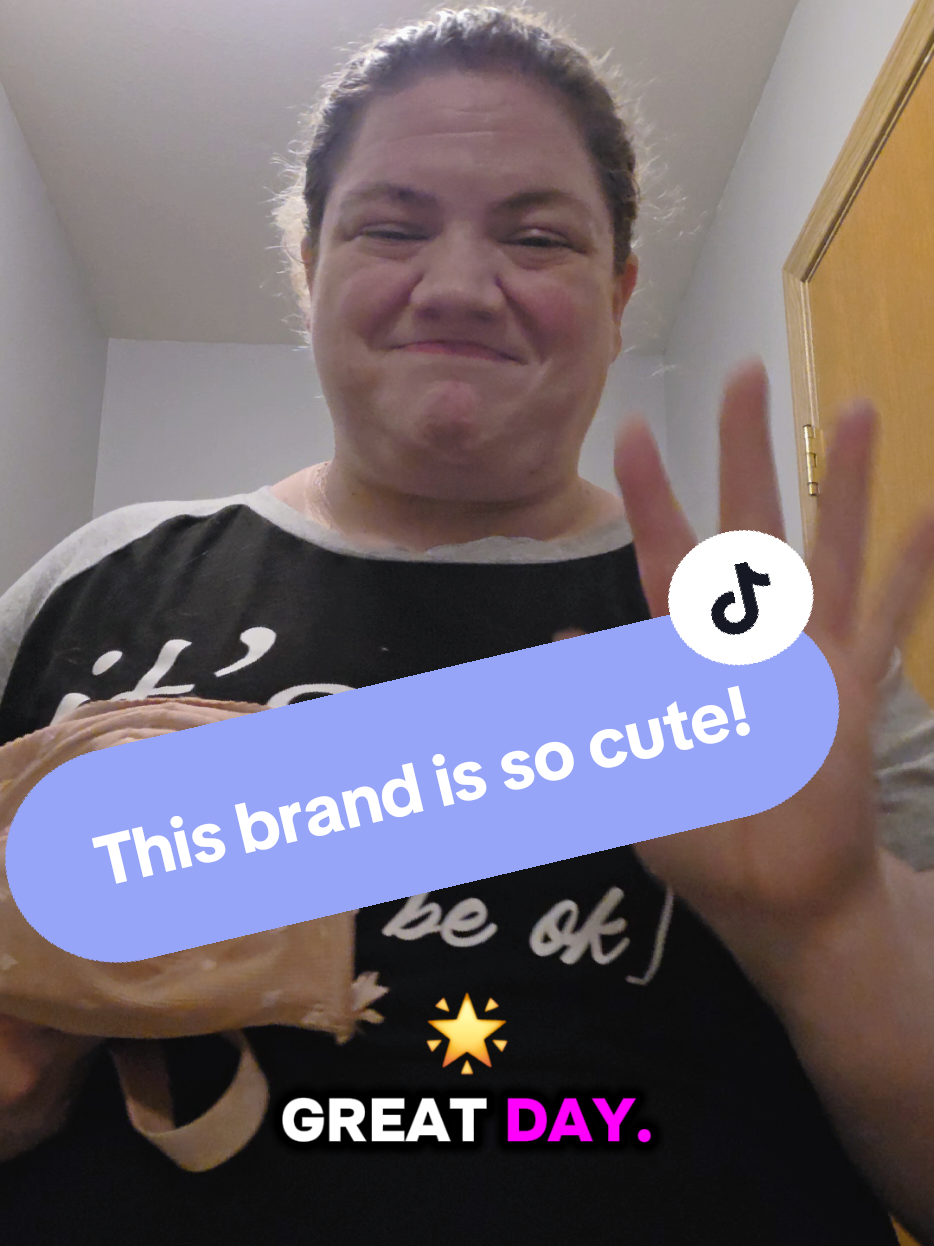 @Polyweird