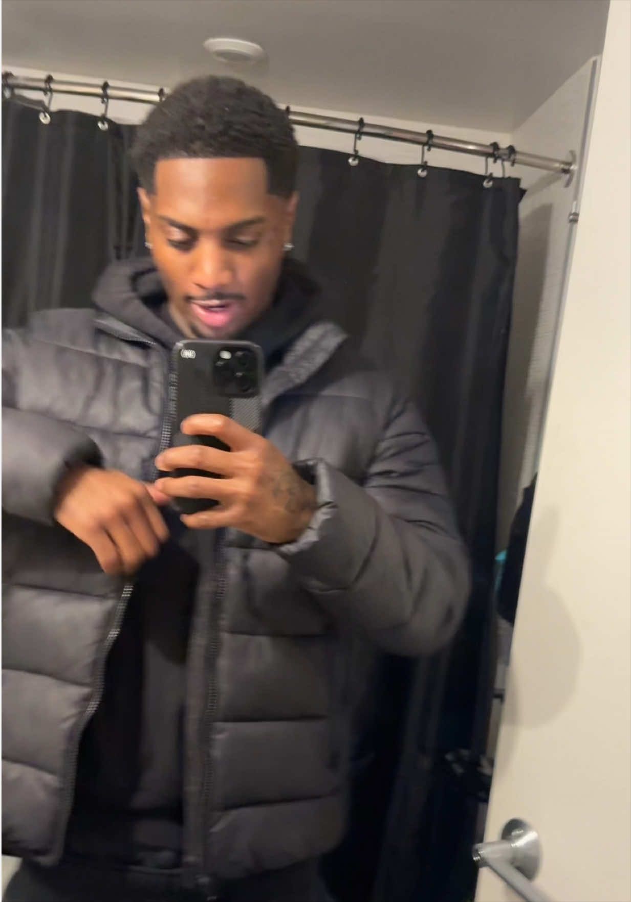 @LARENTAE