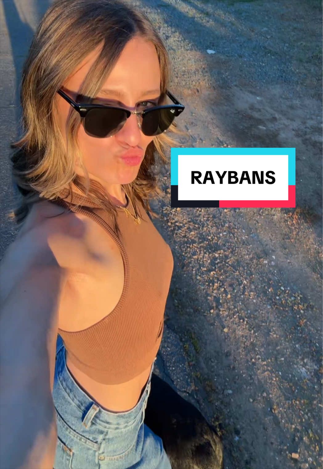 @Britni