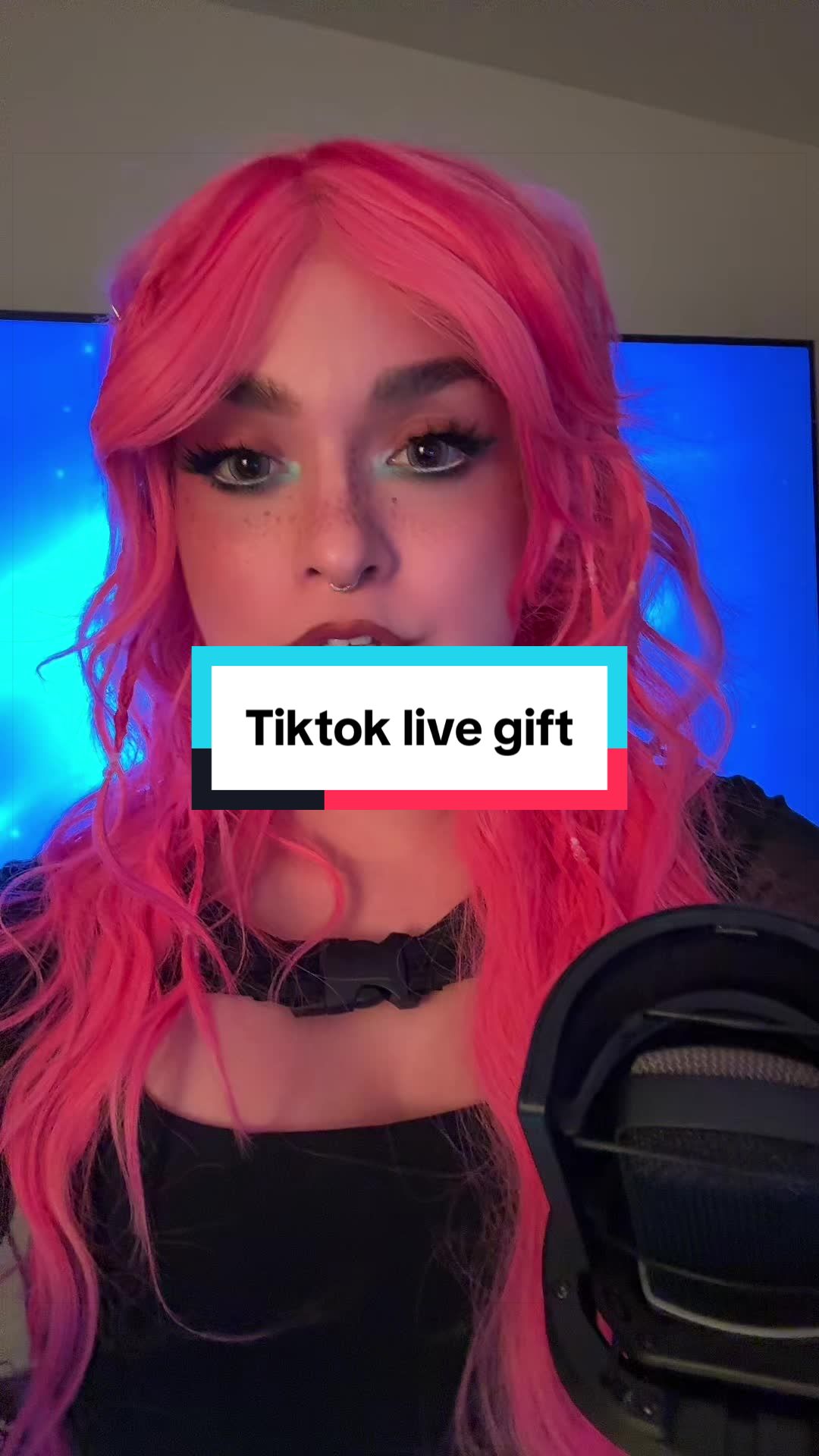 @Cirina | Real Life Siri 🦈🦙