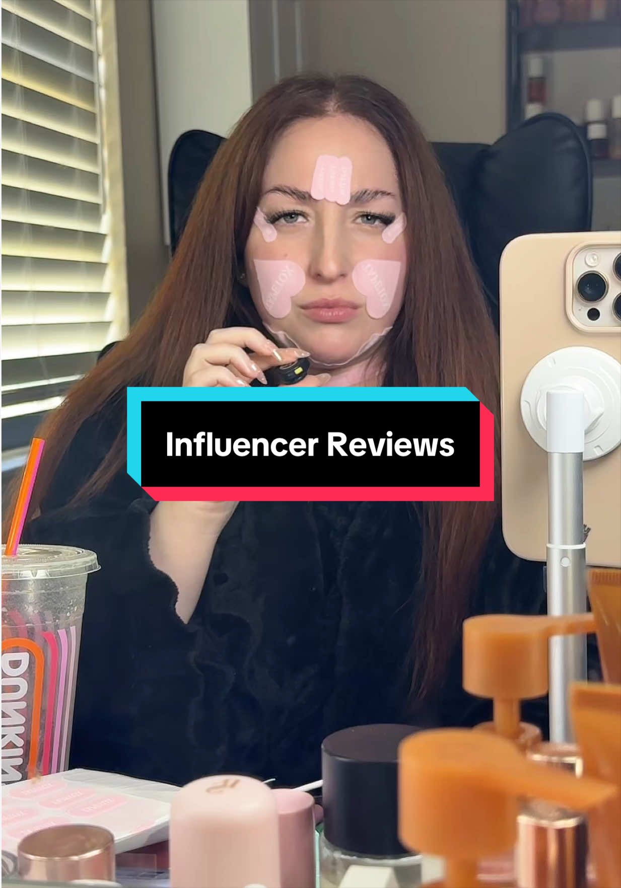 @Ari B | Fragrance & Beauty