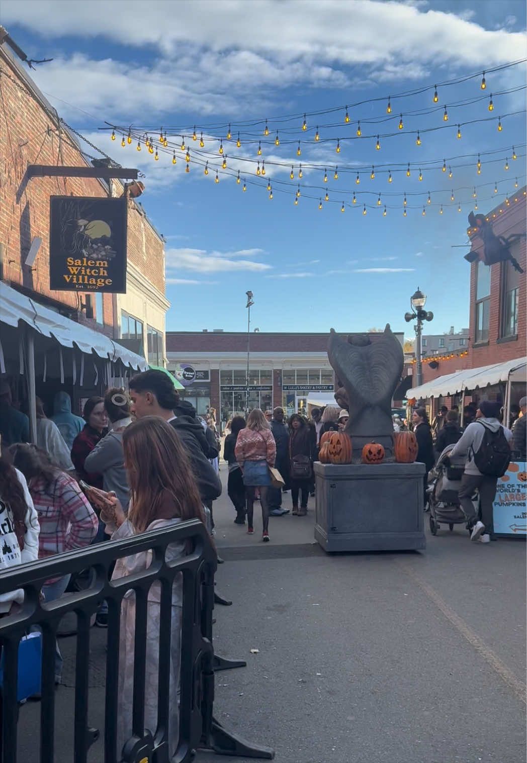 @salemhauntedneighborhood