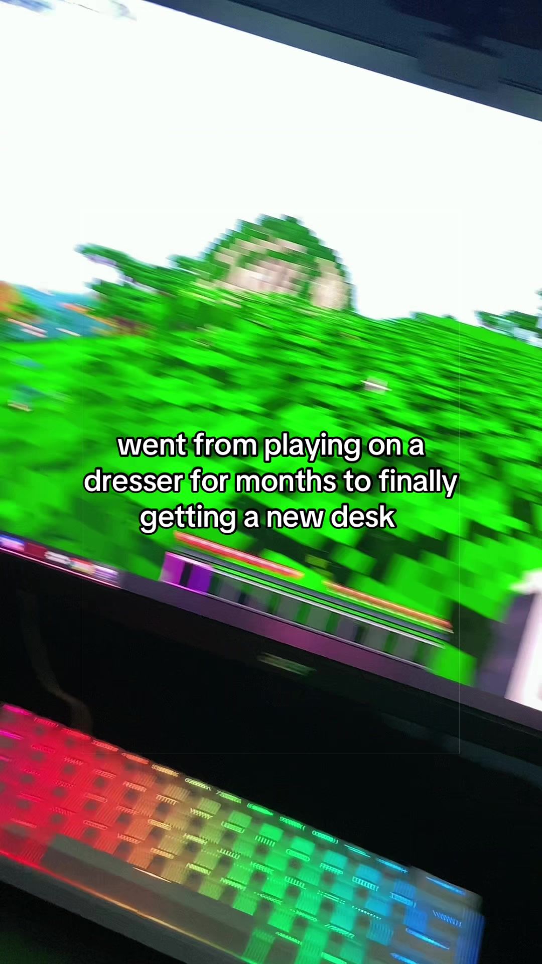 @🍎