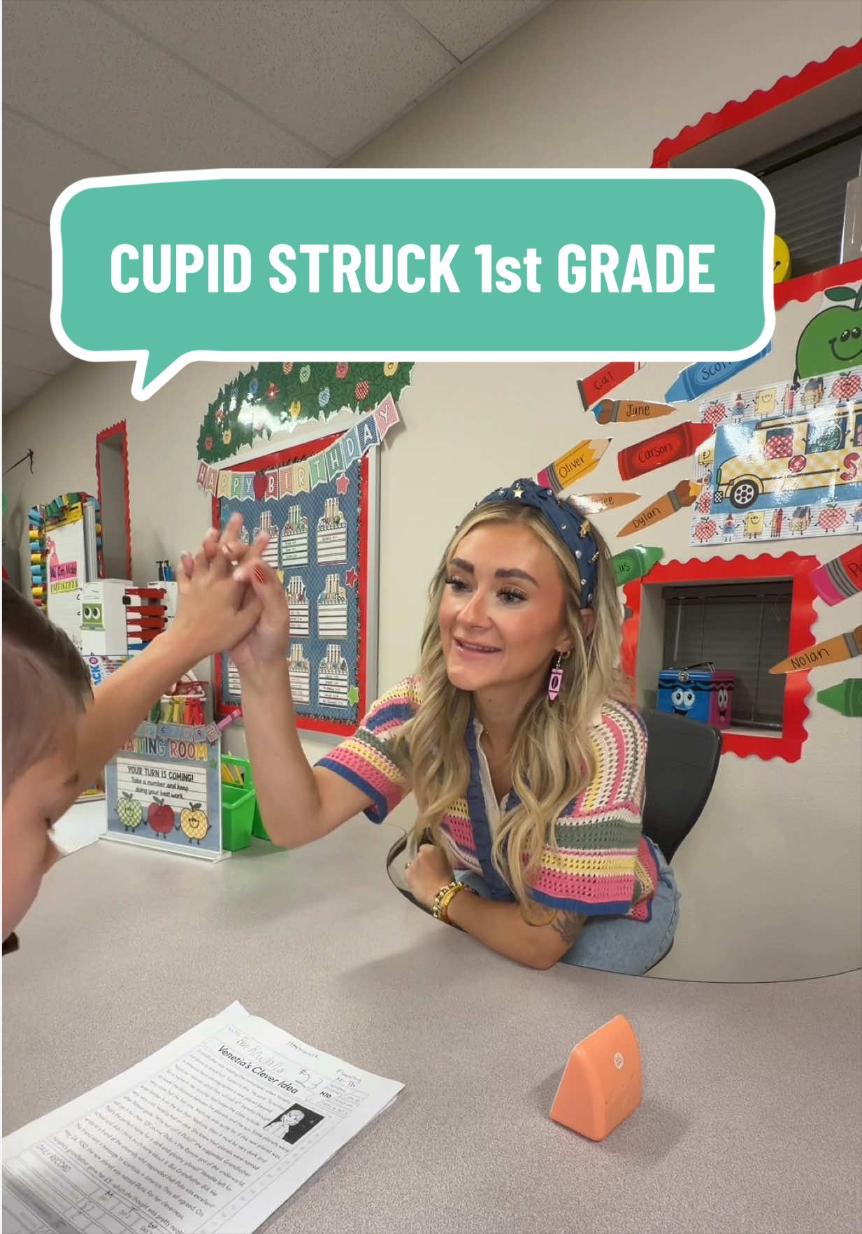 @Hales | boy mom | Teacher