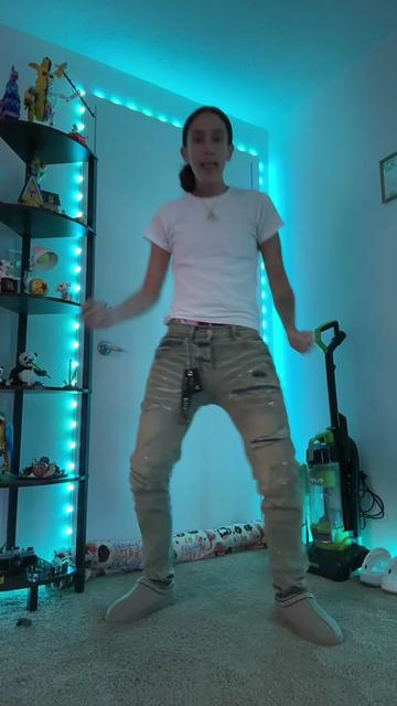 @certifiedlonelylovergirl