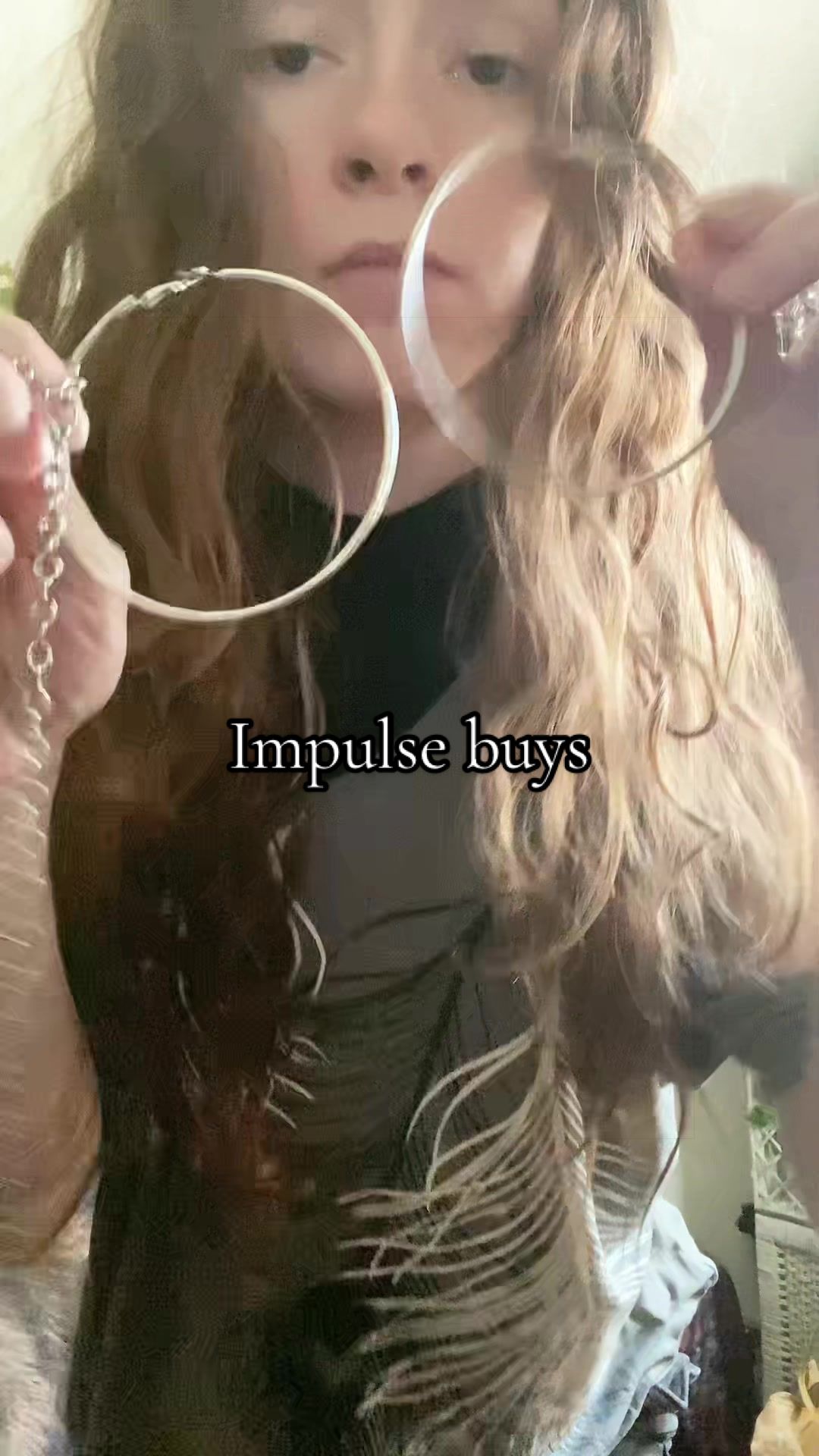 @Lizzilunaa
