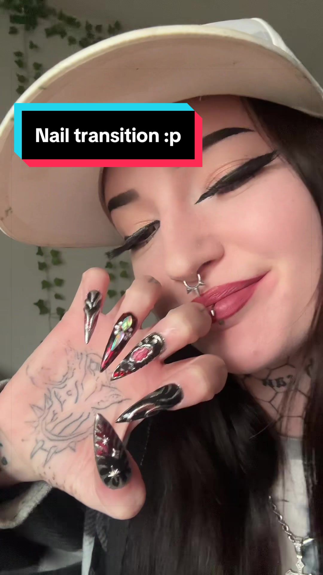 @Maddi daly 💯
