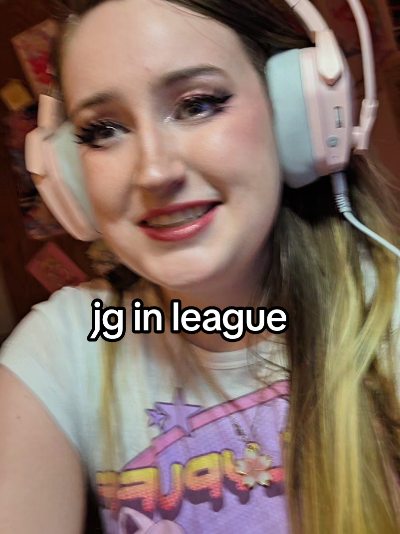 @DivieFuse • Egirl