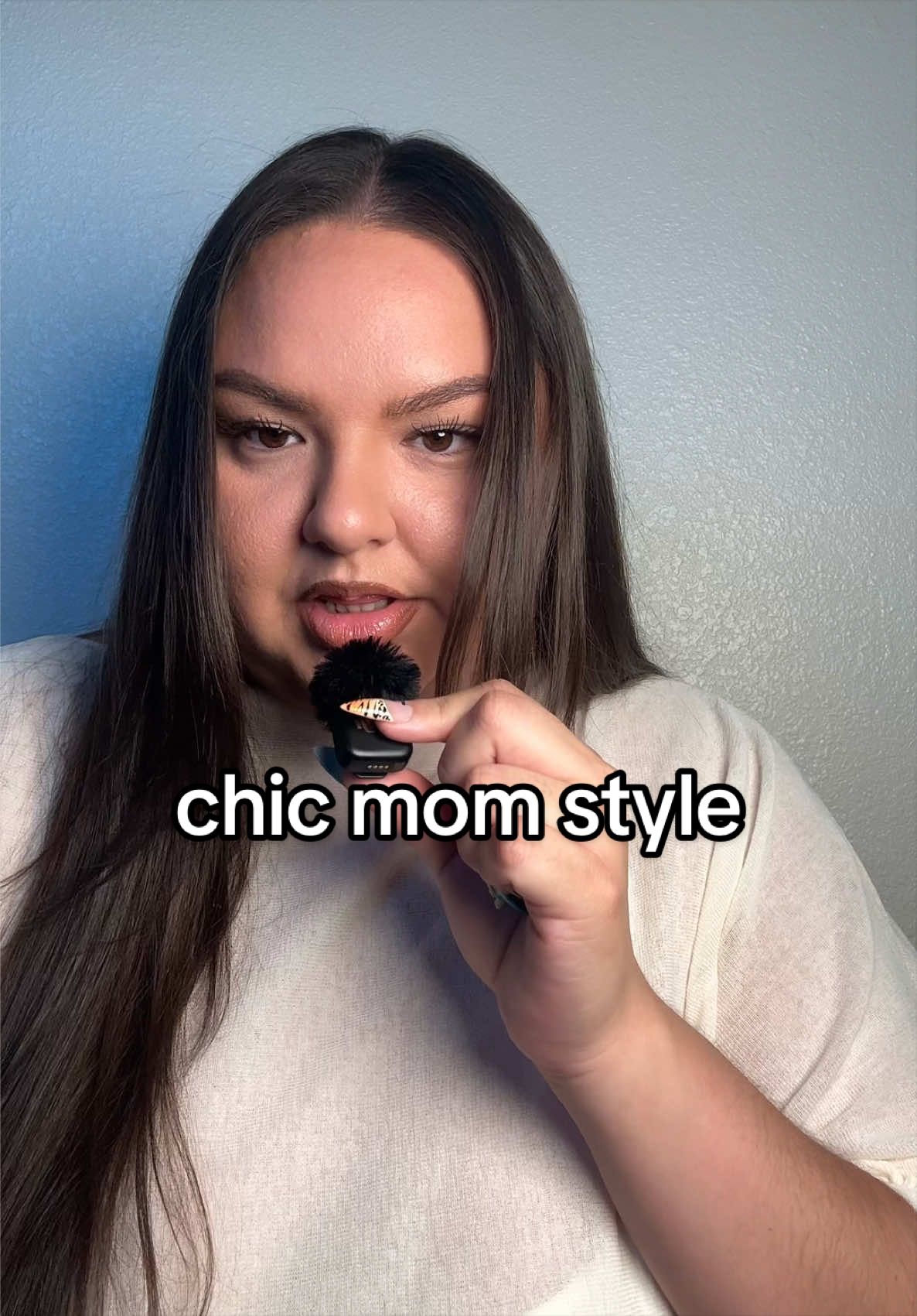 @Serina•The Every Size Stylist