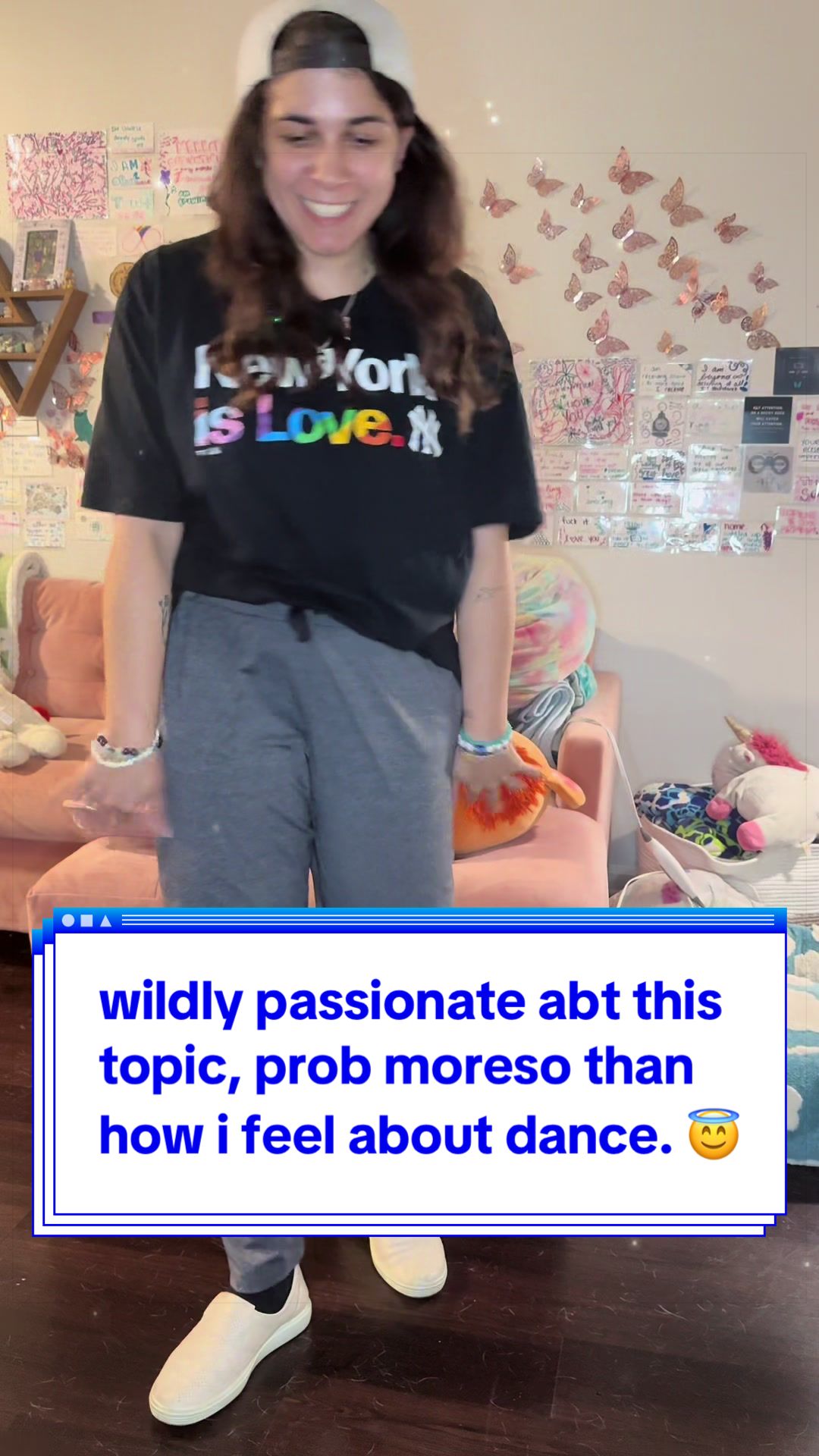 @andidances ☮︎