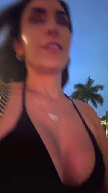 @ModernMrs Maisel