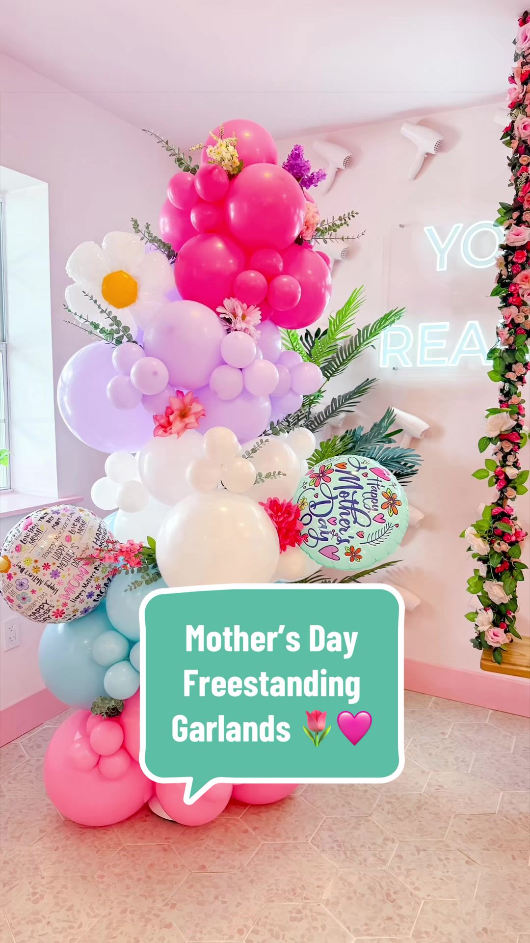 @JoyFull Balloon Boutique