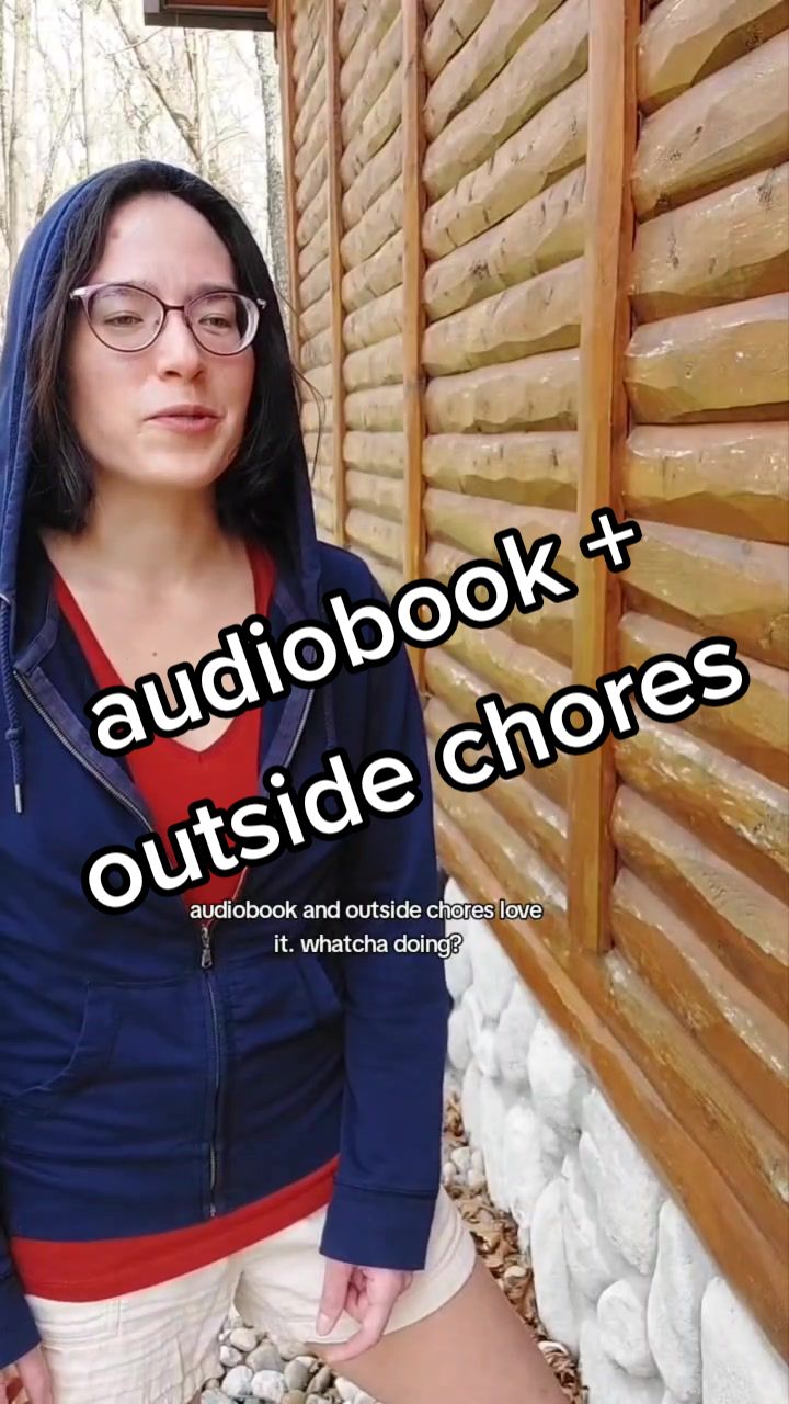 @Lara Lladoc
