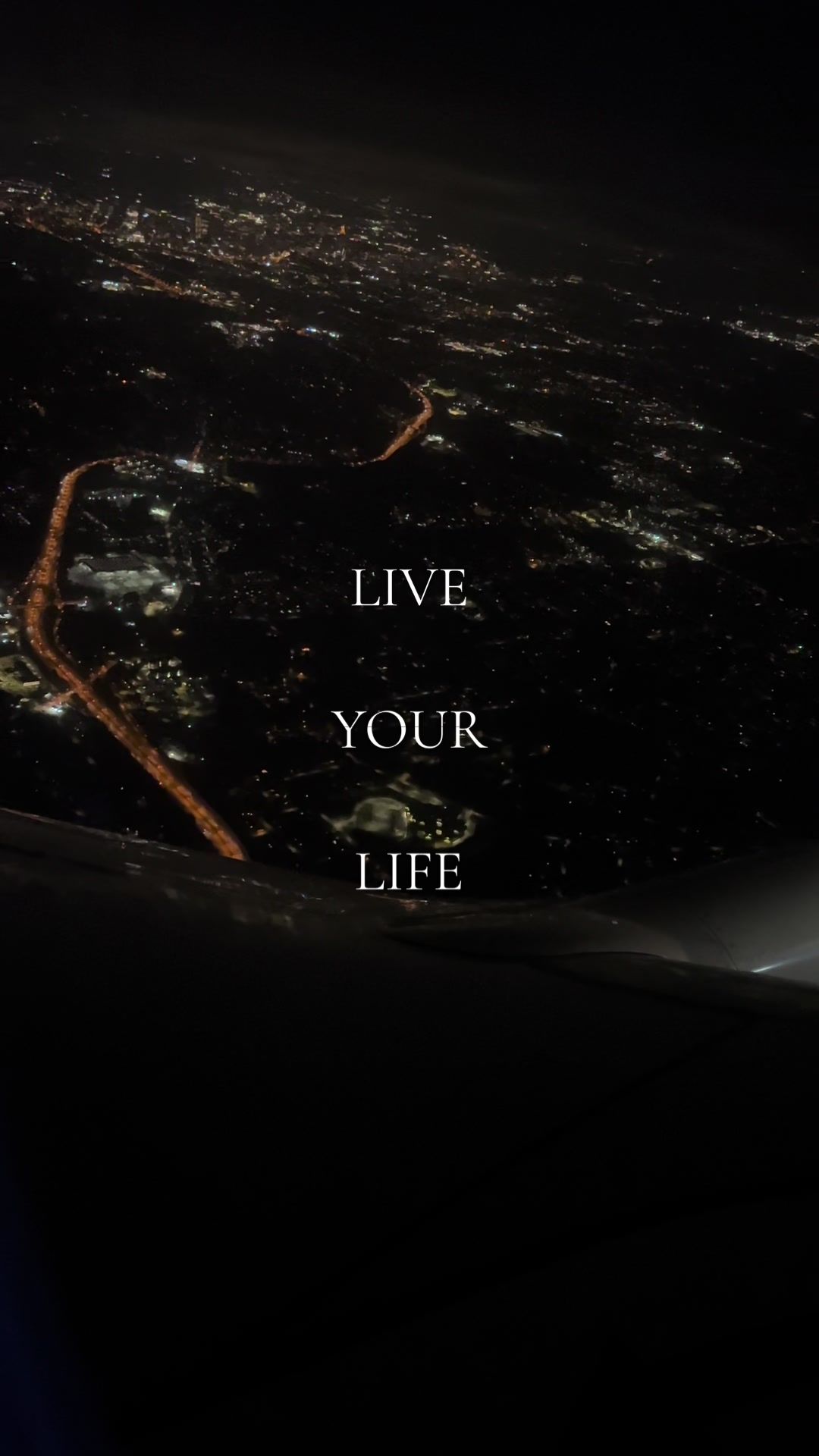 @Sarah | travel + life ✈︎