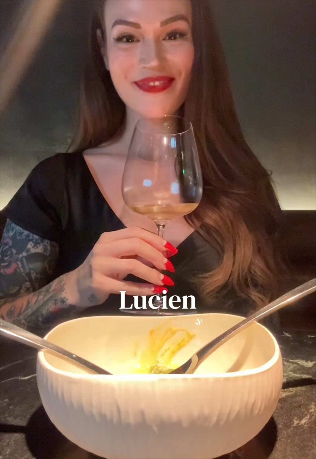 @janiedevours
