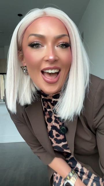 @MissCarly
