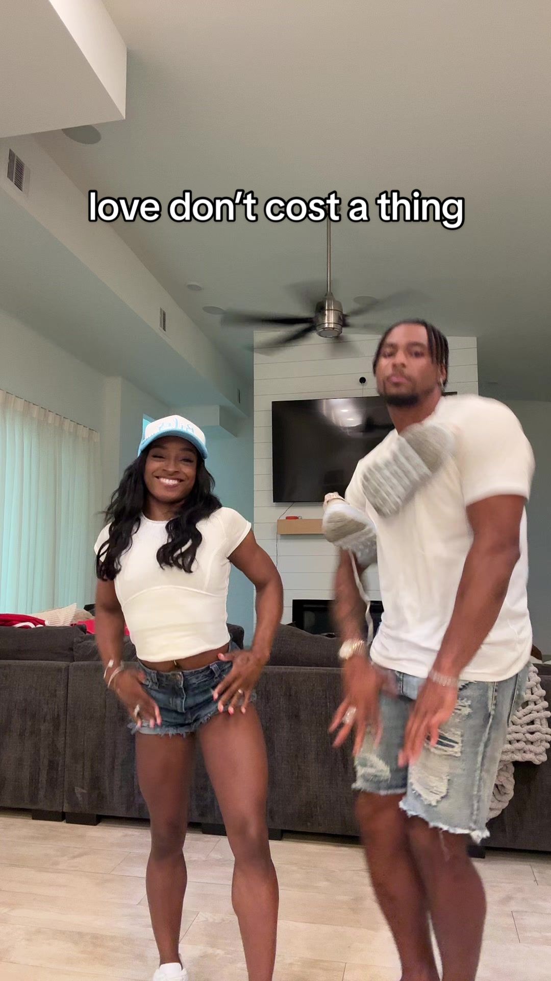 @Simone Biles