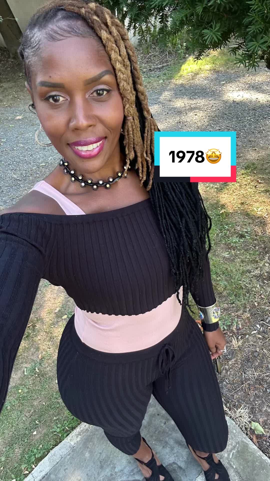 @Leeshmahogany