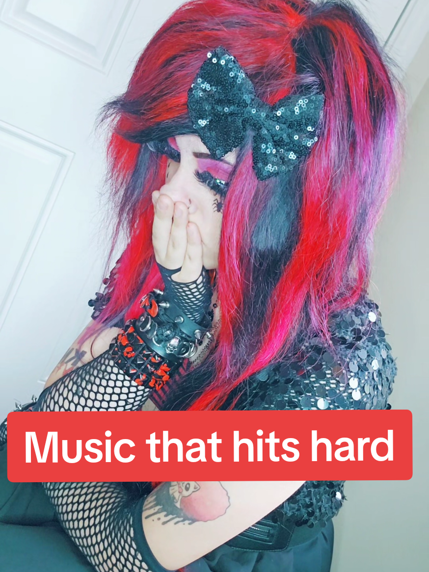 @🌈𝓒𝓵𝓪𝔀𝓮𝓭 𝓑𝓮𝓪𝓾𝓽𝔂🌈