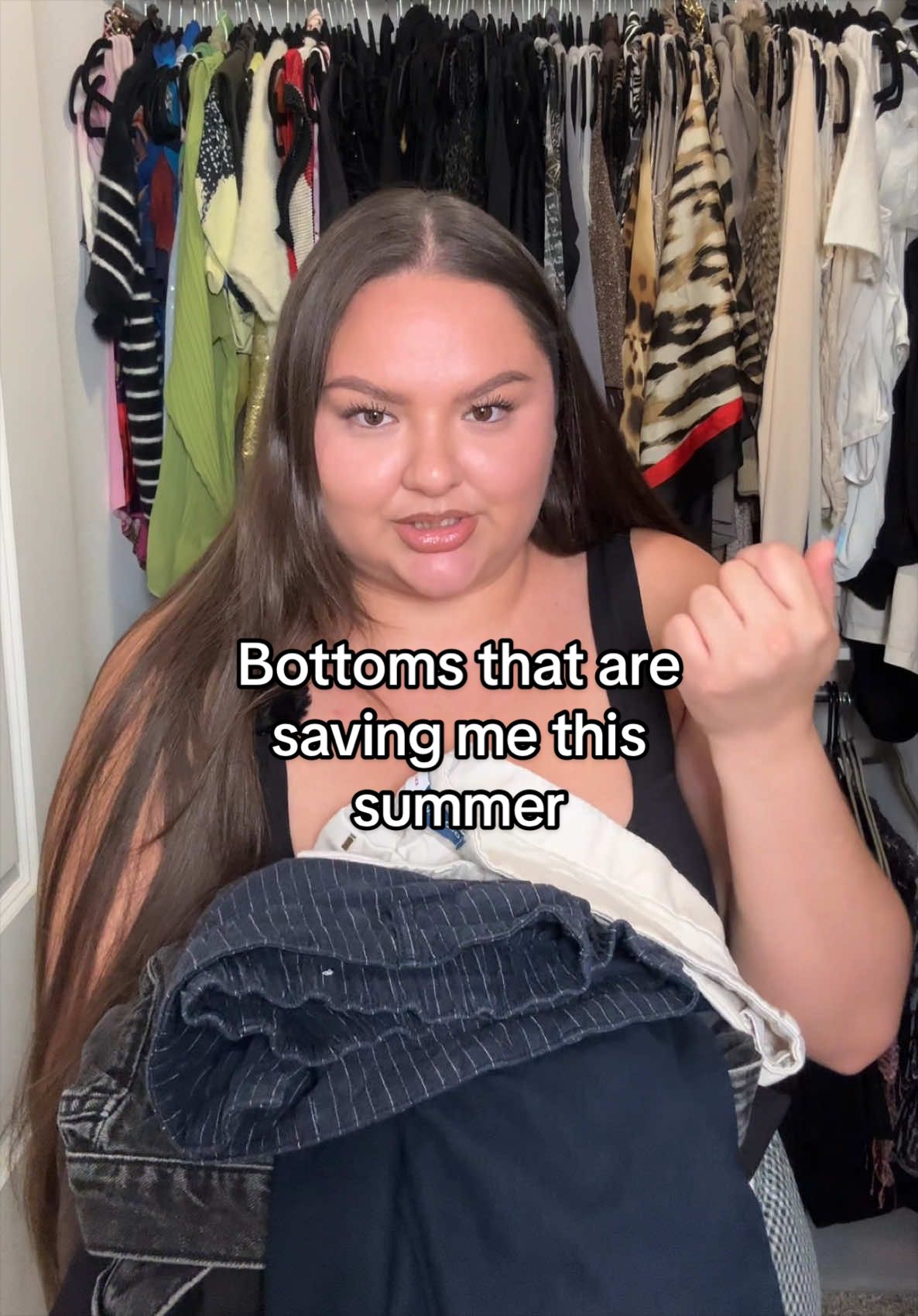 @Serina•The Every Size Stylist