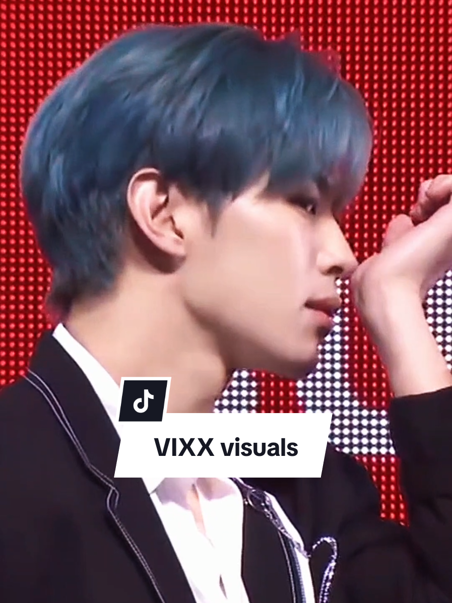 @CaroVIXX | a fan account