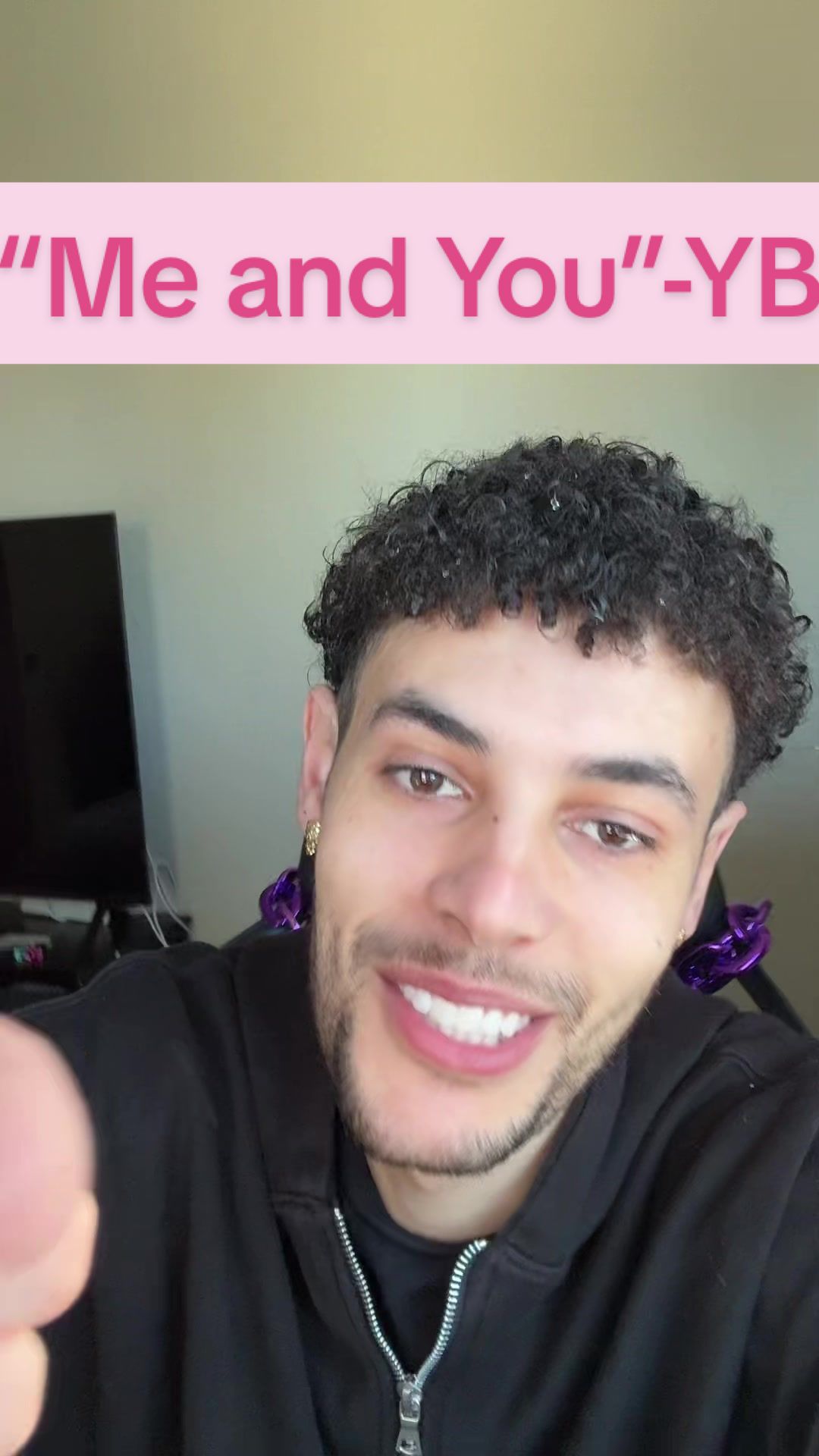 @Chrisbucketz