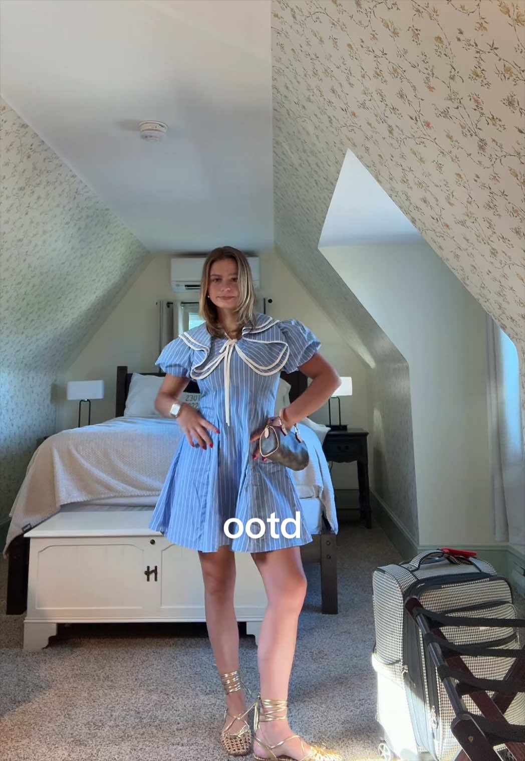 @oliviahudson