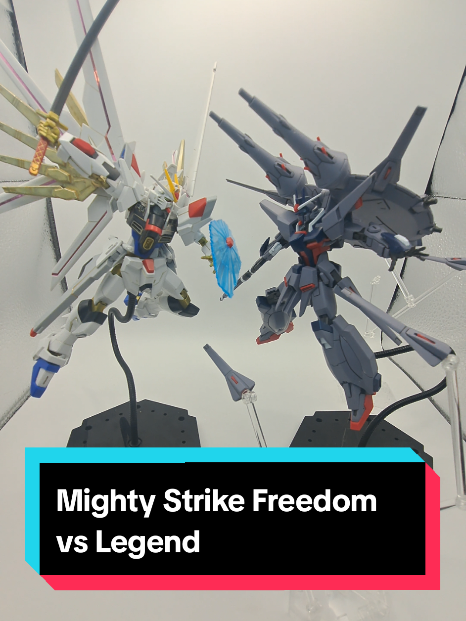 @Mecha Kaiju Red