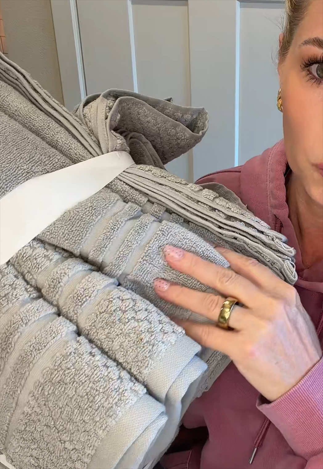 @thesaltyblondestylist