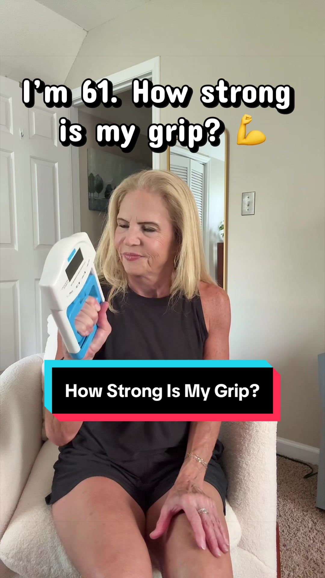 @Mimi | Balance & Strength 60+