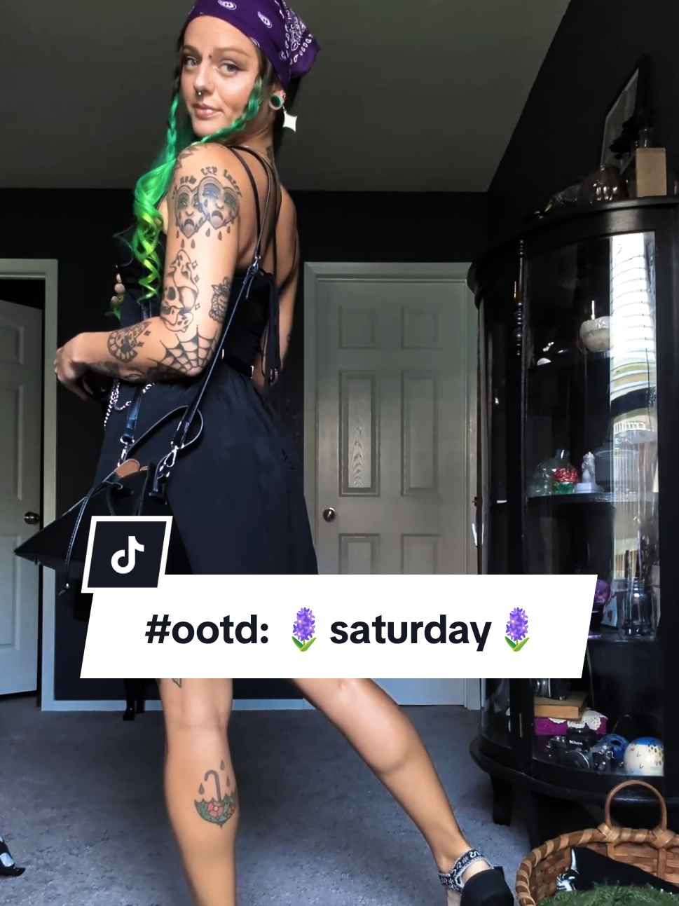 @𝓥𝓮𝓷𝓾𝓼 𝓝𝓸𝓬𝓽𝓾𝓻𝓷𝓮
