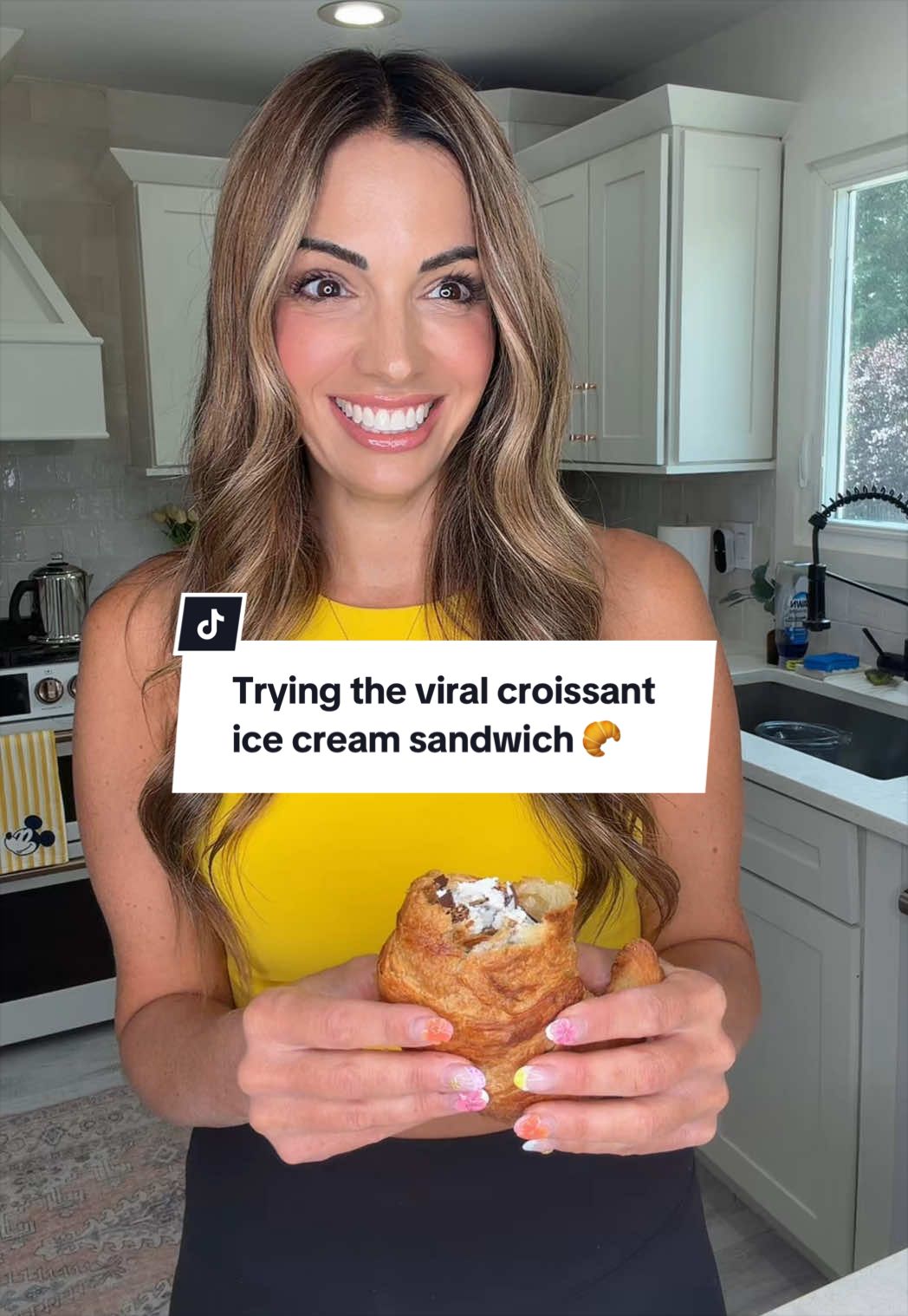 @Laura | Mom Comedy