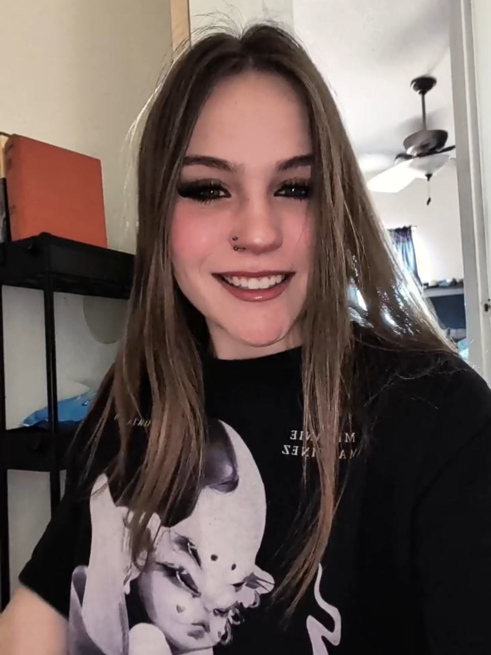 @Sierra || Violet's mommy 🩷