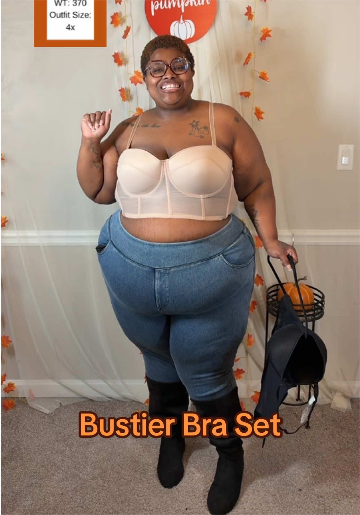 @Nikki • Plus Size Fashion