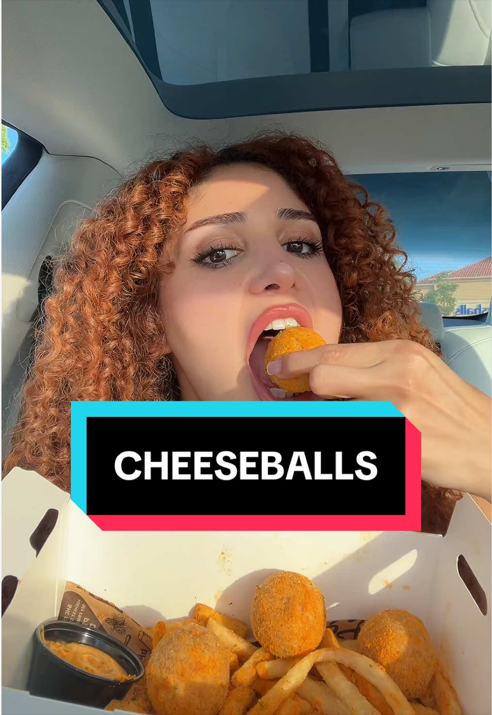 @lallieats