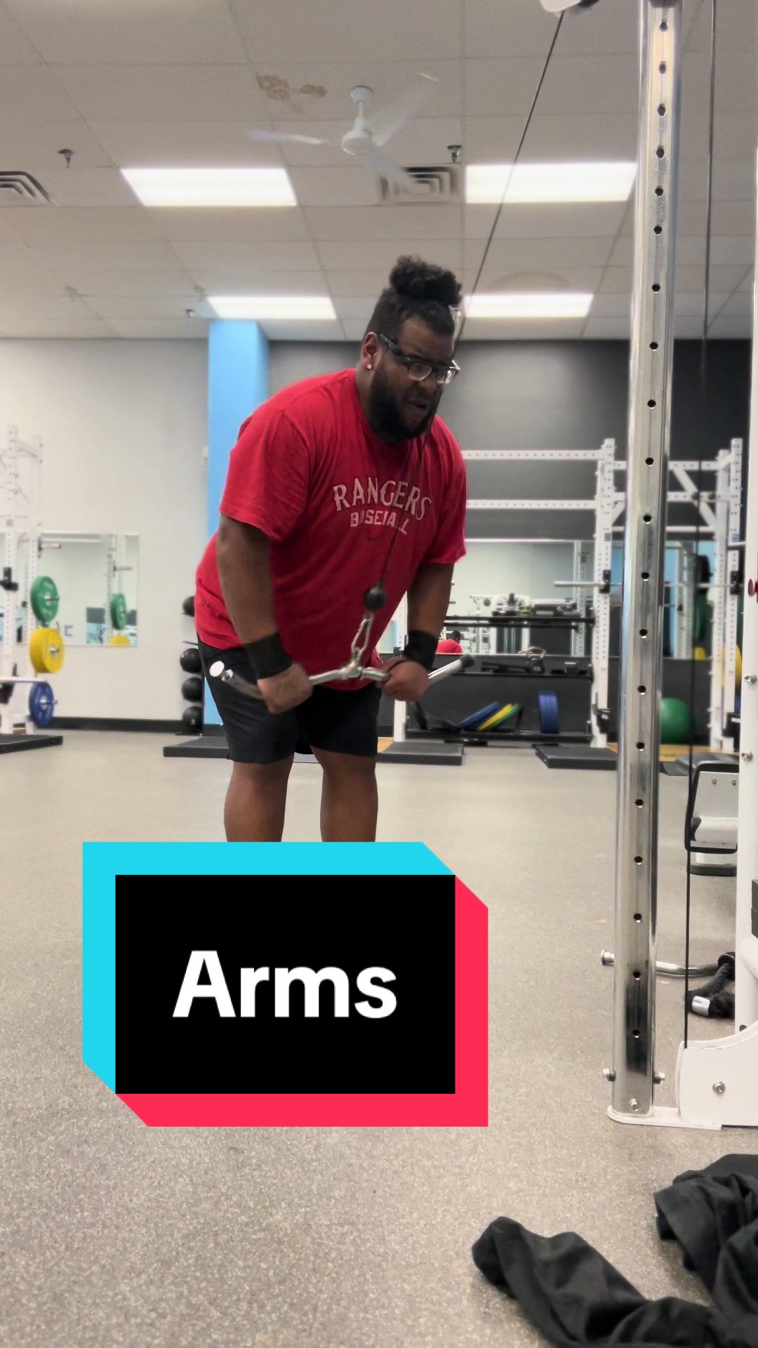 @Ab33