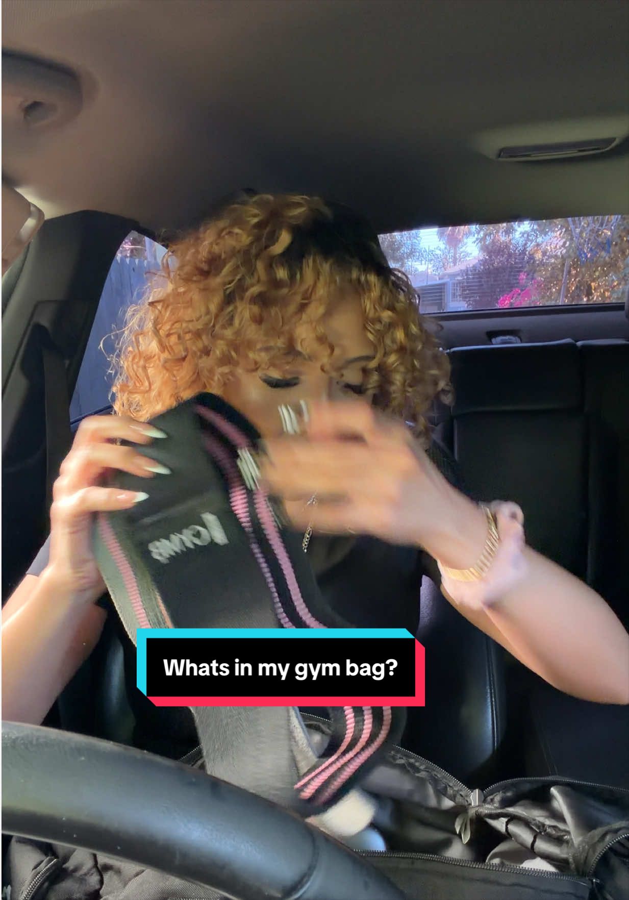 @Lala