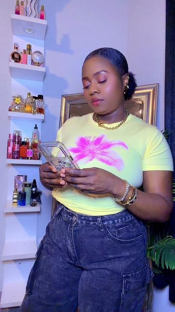 @🌸Bennie🌸. (WigStylist ✂️)