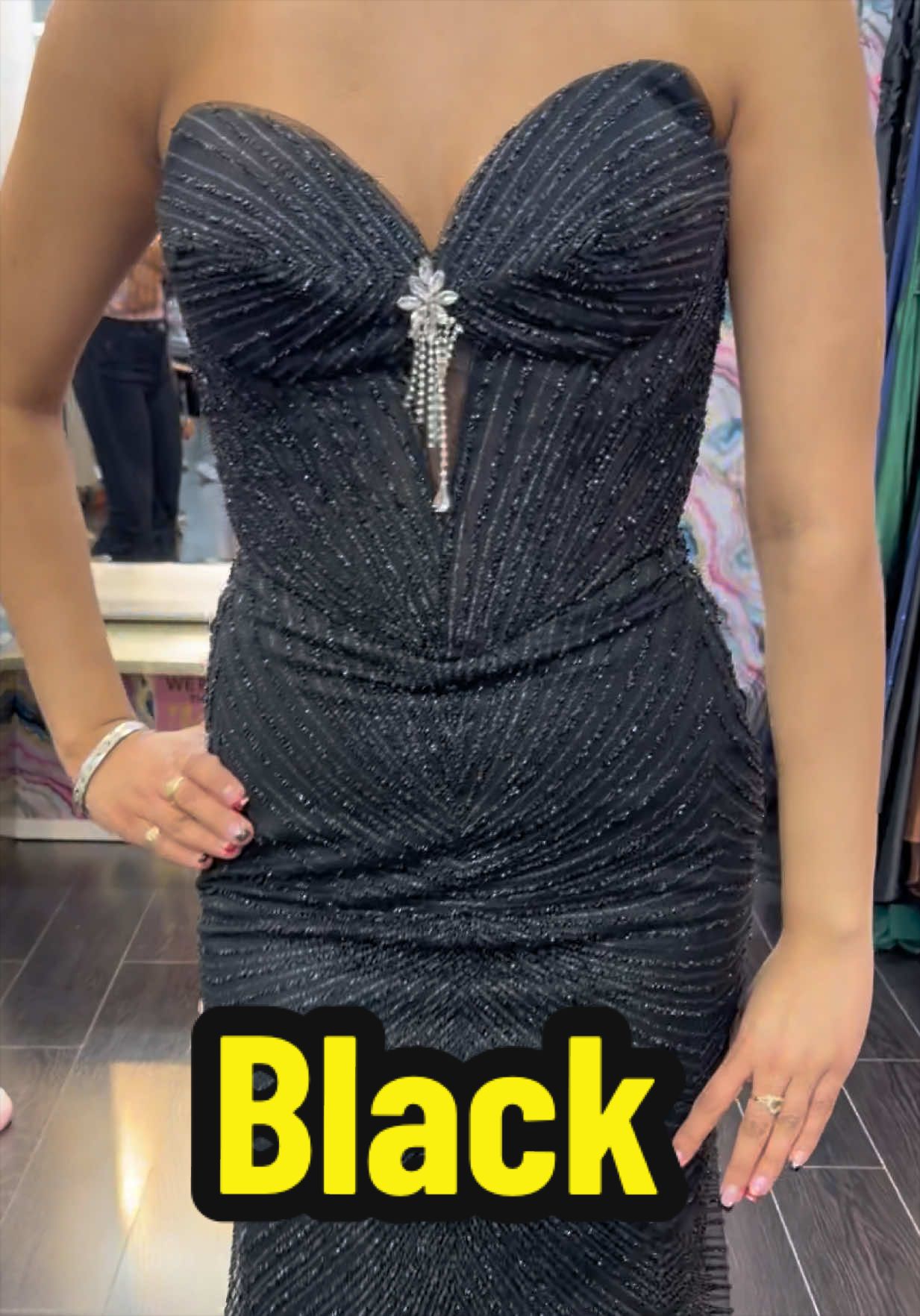 @Elegant Fashion DTLA