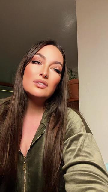 @Sheena Marie